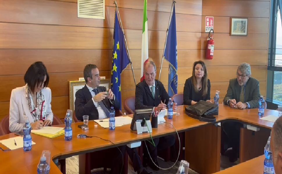 Il ministro Calderoli in Calabria: «l'autonomia è una scommessa per questa Regione» 51 Calderoli e occhiuto 2