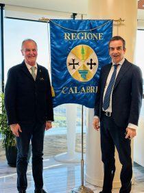 Il ministro Calderoli in Calabria: «l'autonomia è una scommessa per questa Regione» 53 Calderoli occhiuto 4