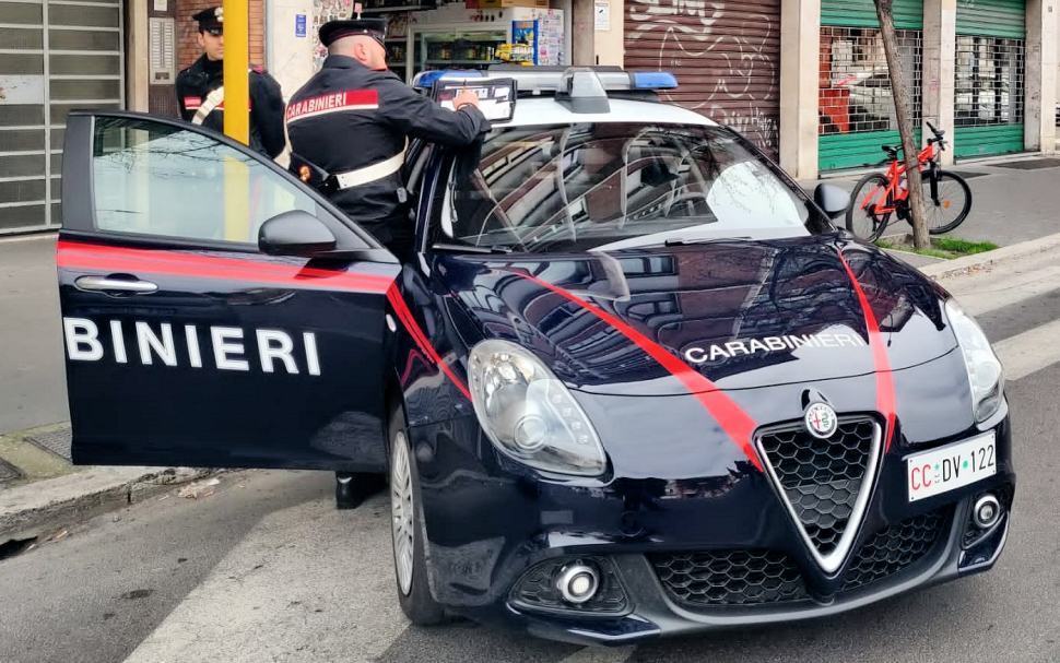 Carabinieri auto controlli