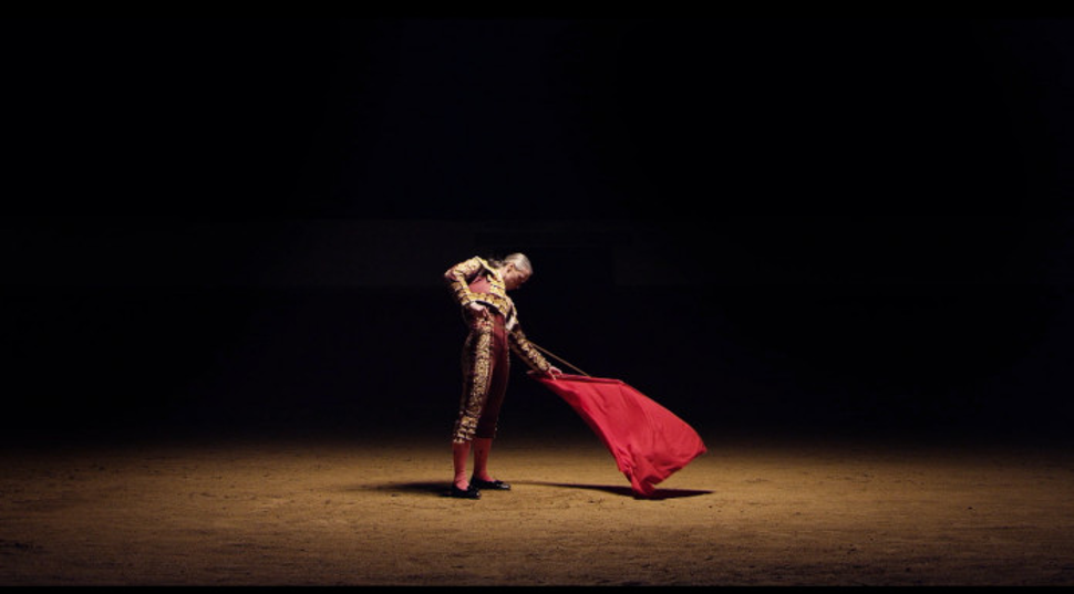 Copertina mostra tau