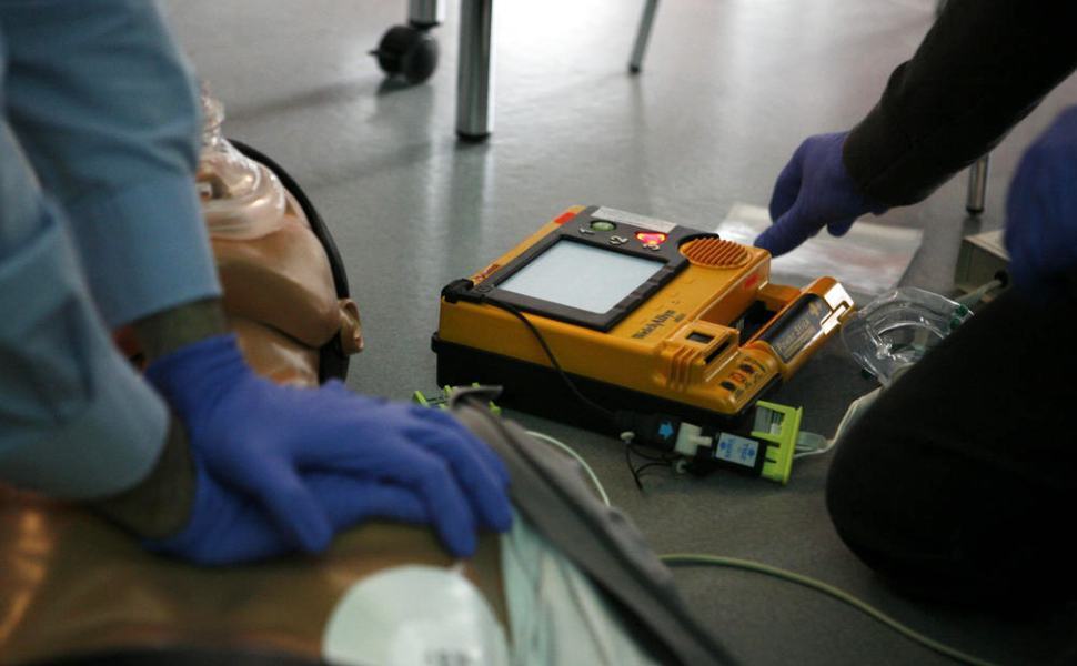 Vaccarizzo sarà cardio-protetta grazie all'installazione di due defibrillatori 51 Defibrillatore