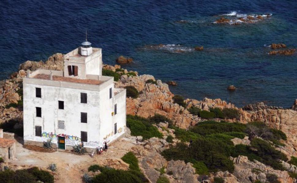 Faro di Capo Comino a Siniscola