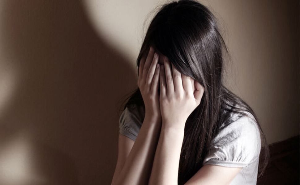 Violenza donne minorenni