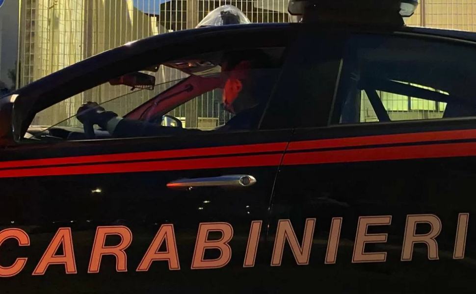 Mafia e 'ndrangheta nel controllo delle slot machine e delle estorsioni 51 carabinieri operazione