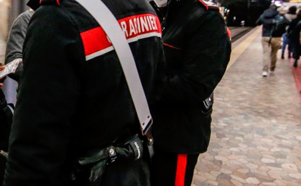 carabinieri stazione treni 1