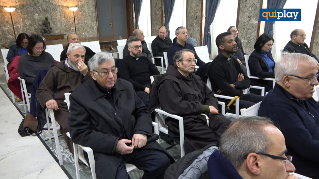 Cosenza, l'amministrazione comunale ha incontrato i parroci della città 1 foto parroci