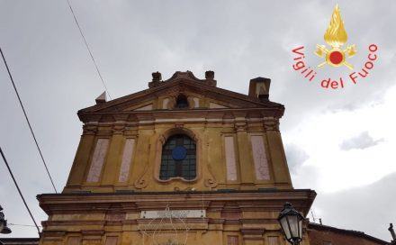 fulmine colpisce chiesa Dasa 02