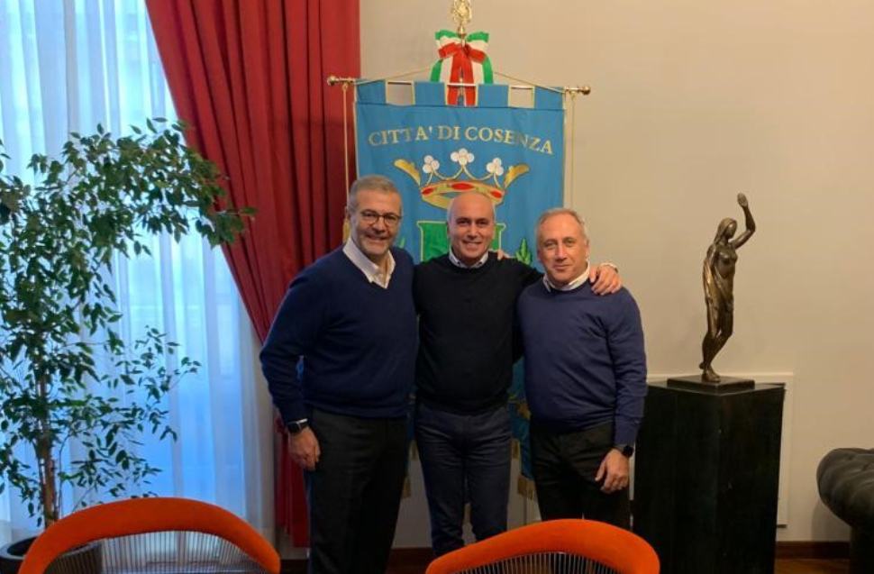 incontro con scienziati Bruno e Caruso