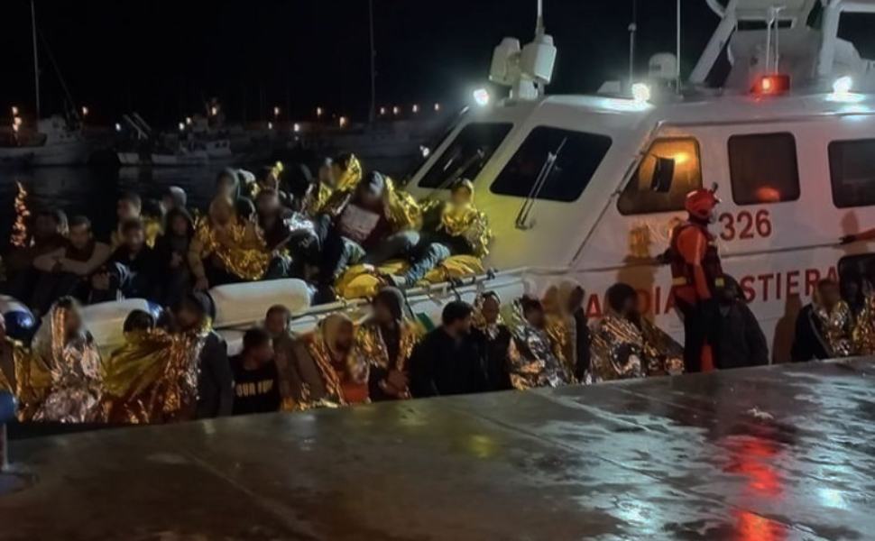 migranti guardia costiera