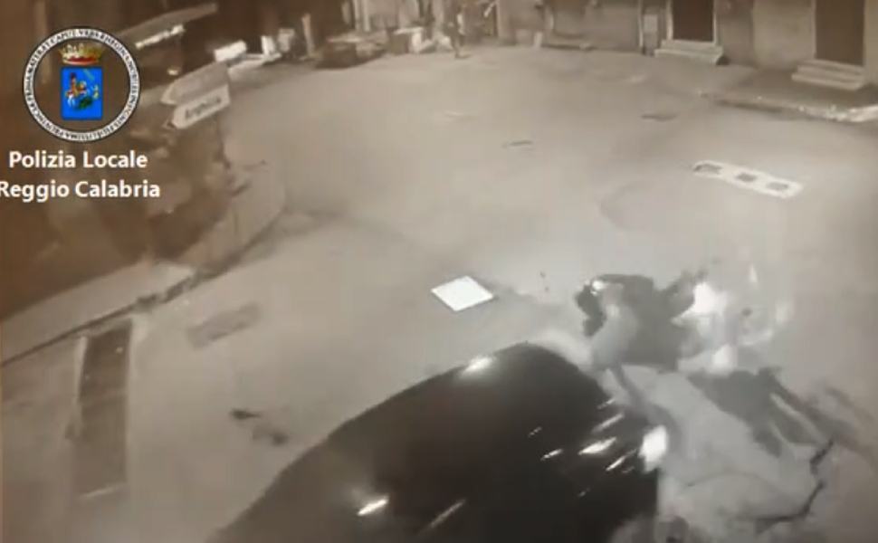 polizia locale reggio calabria incidente scooter