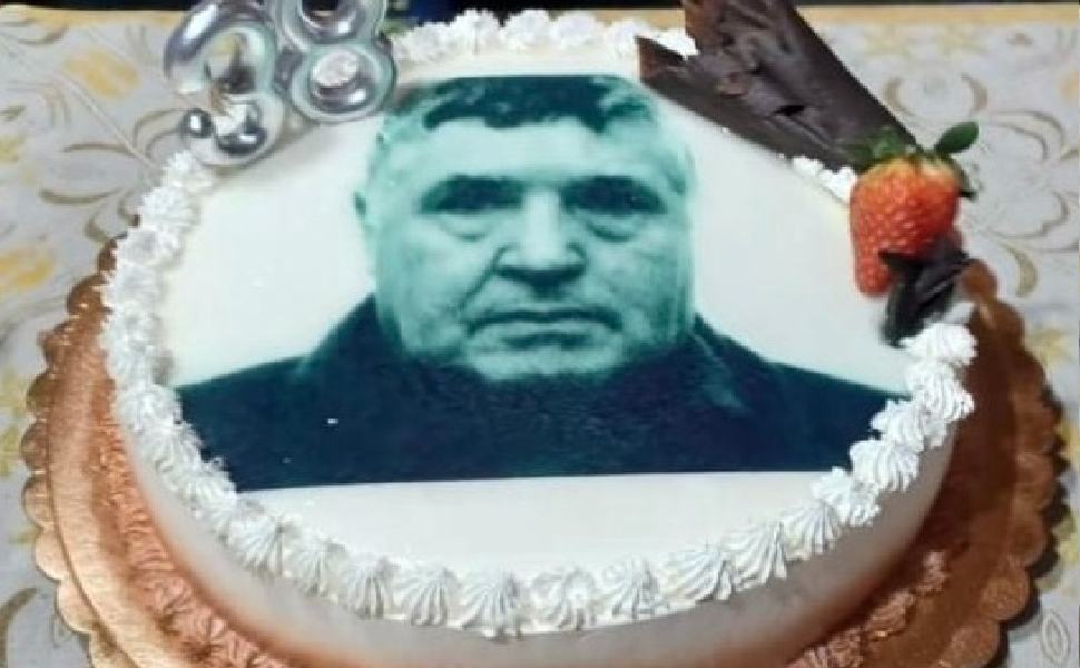 torta di compleanno toto riina