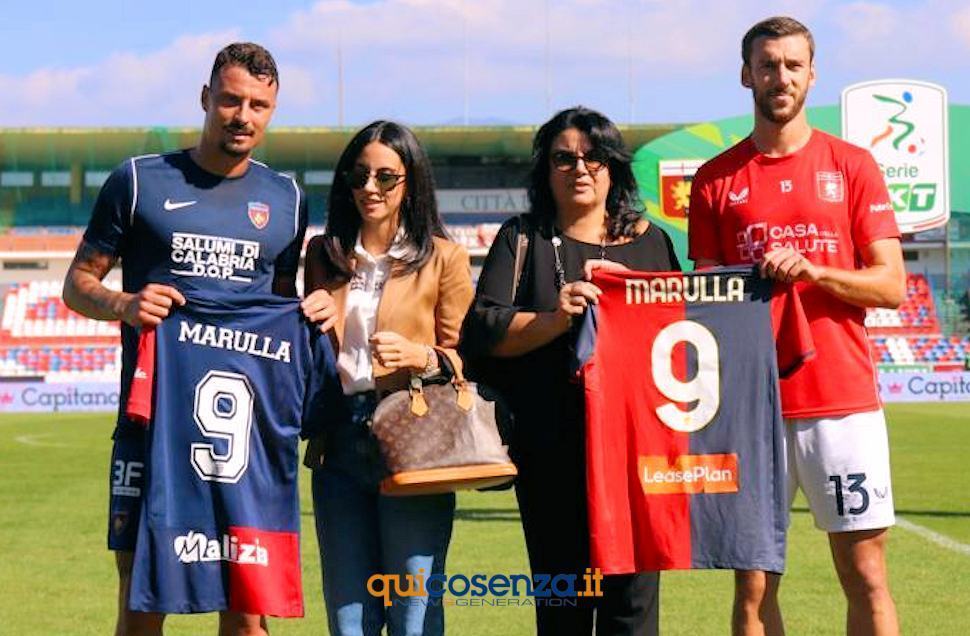 Cosenza, altro passo falso. Il Genoa (in dieci) passa 2 a 1. E dal Marulla piovono fischi 52 Ricordo Marulla Cosenza e Genoa