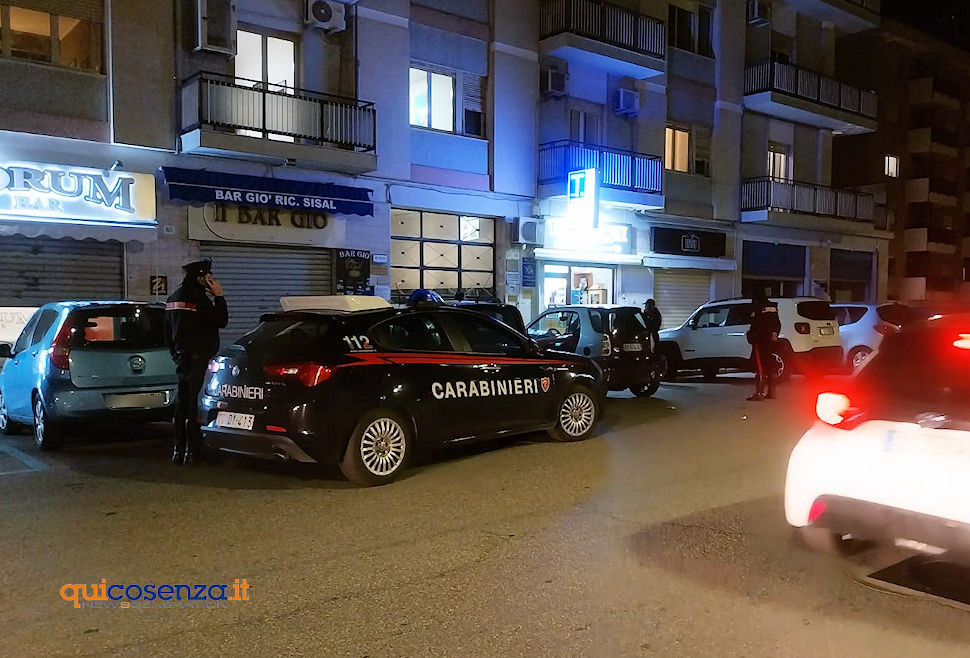 Cosenza carabinieri intervento1