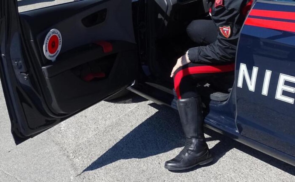Spara al fratello e lo ferisce poi l'arma si inceppa: arrestato per tentato omicidio 51 carabinieri generico 1