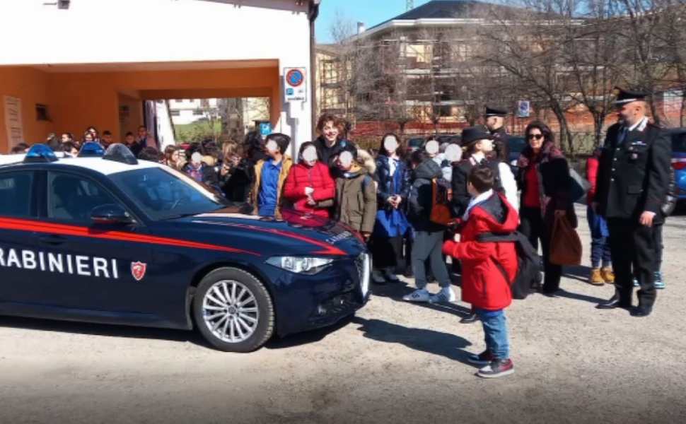 carabinieri rende incontro scuole 01