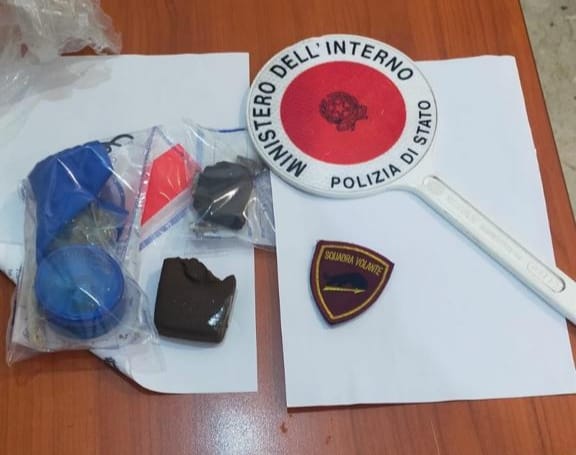 Cosenza, controlli straordinari all'autostazione: tre denunce per spaccio di droga 56 controlli autostazione 3