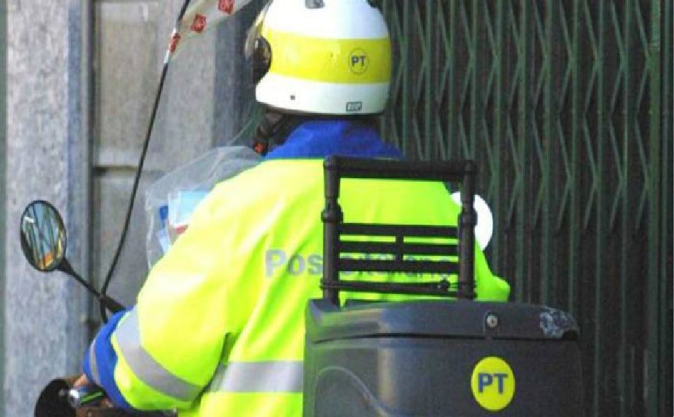 Poste italiane assume nuovi portalettere, anche in Calabria. Basta il diploma: domande entro il 13 maggio 52 Portalettere Poste italiane