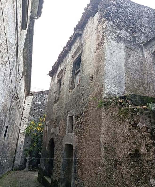 saracena fabbricato via sette dolori