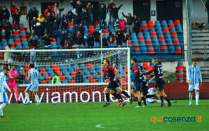 Il Cosenza è ancora vivo. I rossoblu battono la Spal in una gara dalle mille emozioni 58 Cosenza Spal 11