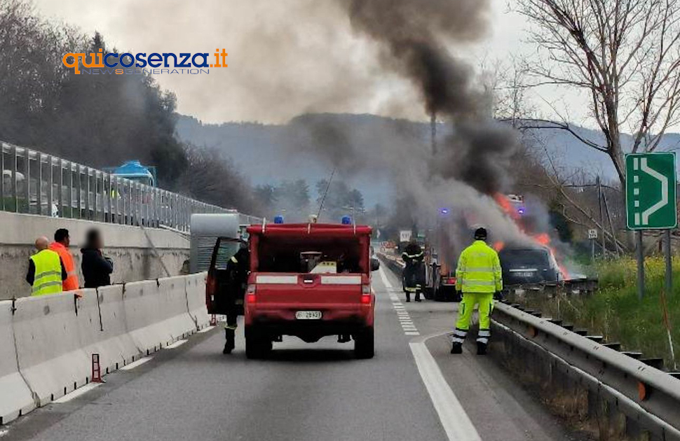 Incendio A2 Auto Rogliano