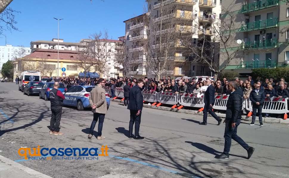 arrivo mattarella crotone 02