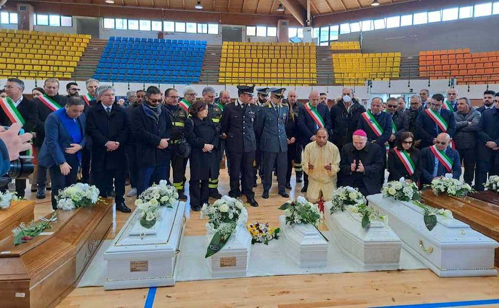 camera ardente crotone 03