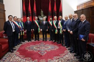 foto 4 la delegazione arbereshe ricevuta dal Presidente della Repubblica di Albania