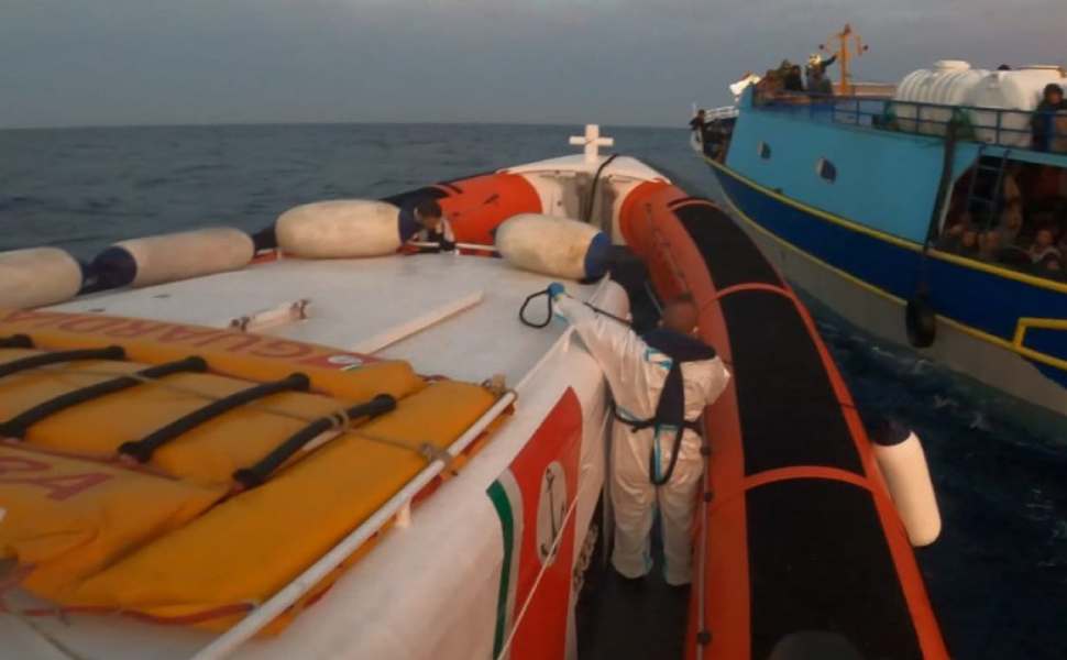 guardia costiera migranti generico 02