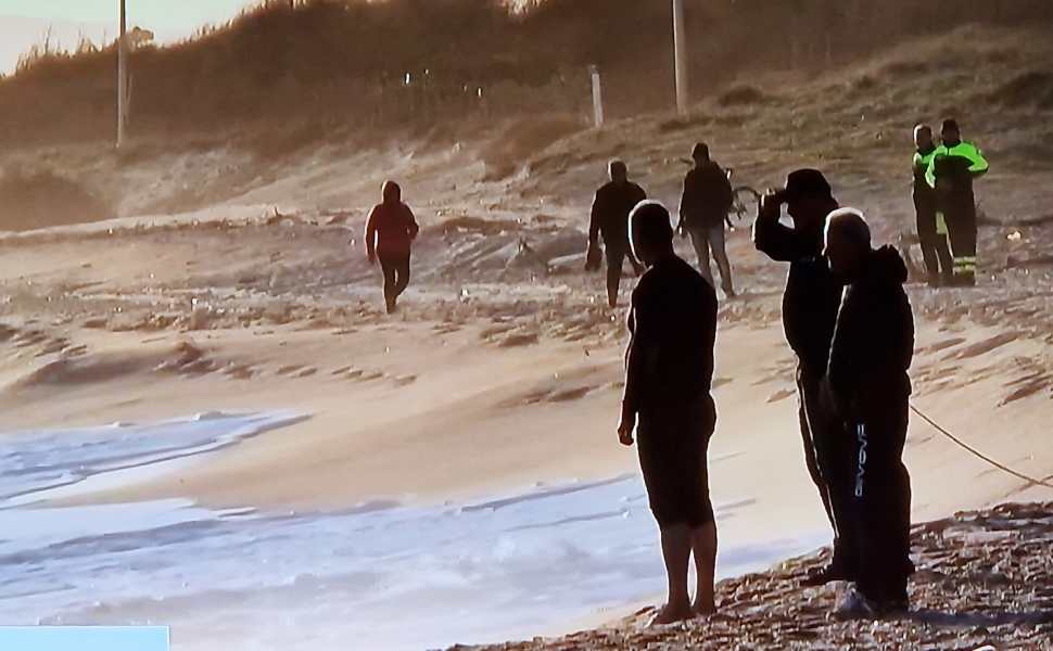 Naufragio di Cutro: in Calabria rimangono 23 superstiti. Ancora una decina i dispersi 51 ricerche cutro naufragio 02