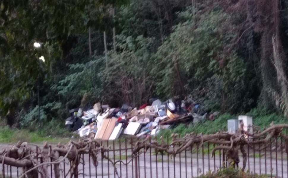 via repaci rende rifiuti