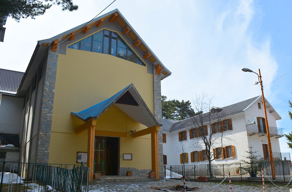 Parrocchia Santissimi Roberto e Biagio Camigliatello Silano