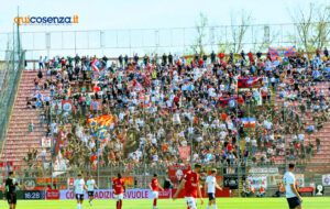 (FOTO) Perugia-Cosenza finisce senza reti. Rossoblu fuori dalla zona play-out 57 Perugia Cosenza tifosi rossoblu