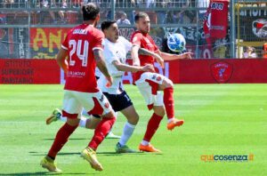 (FOTO) Perugia-Cosenza finisce senza reti. Rossoblu fuori dalla zona play-out 59 Perugia Cosenza anzione