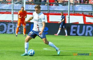 (FOTO) Perugia-Cosenza finisce senza reti. Rossoblu fuori dalla zona play-out 58 Perugia Cosenza Brascianini