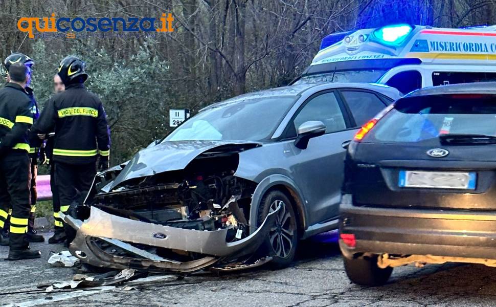 incidente bivio donnici 03