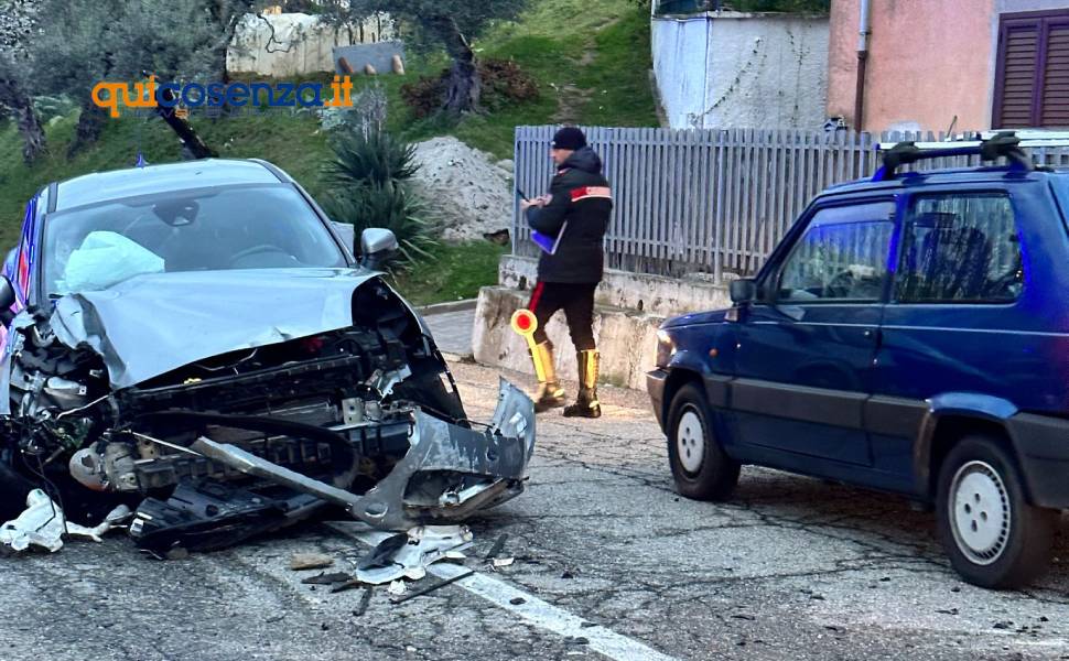 incidente bivio donnici 4