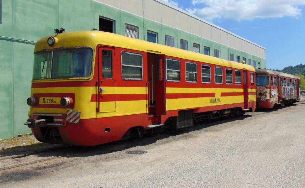 Treno-Trekking, la proposta per il restauro delle automotrici ferroviarie storiche Breda 51 FC-M2_209MV-Cosenza-2019-07-12-RobertoGalati