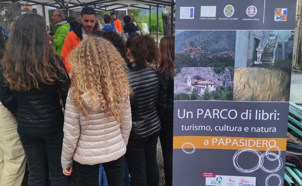 A Papasidero un Parco di libri: turismo, cultura e natura 57 Papasidero un parco di libri