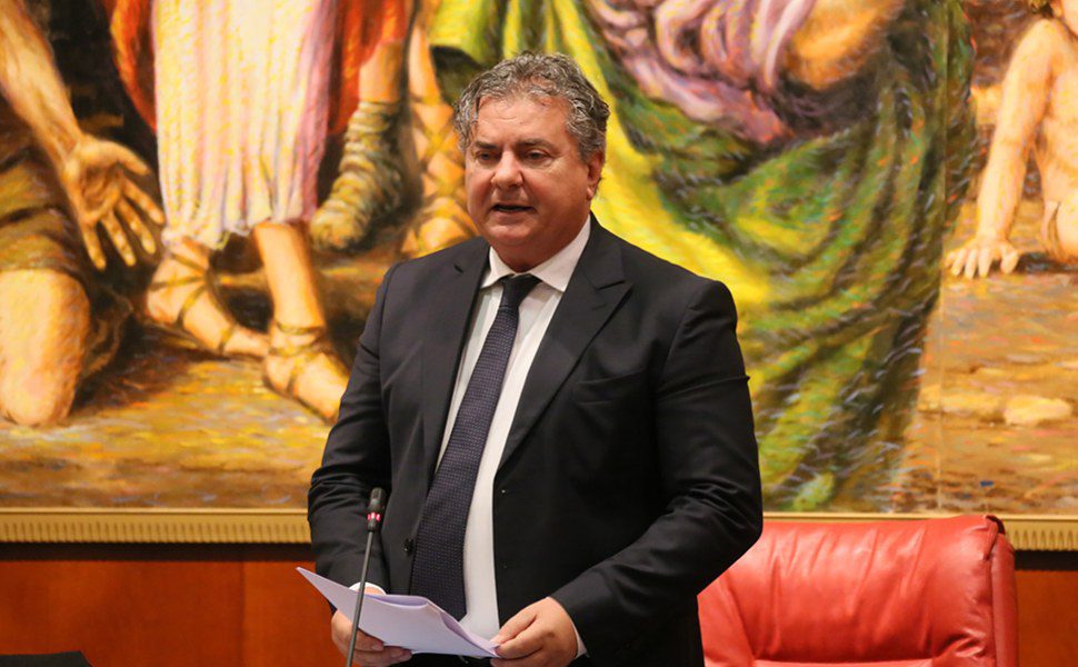 Presidente consiglio regionale Filippo Mancuso