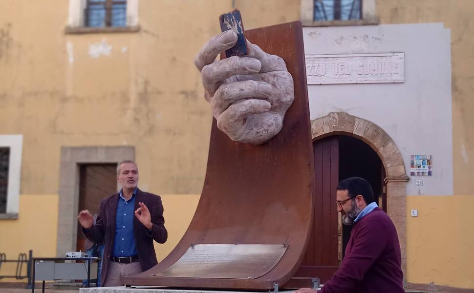 Symbolon - Cutro opera 01