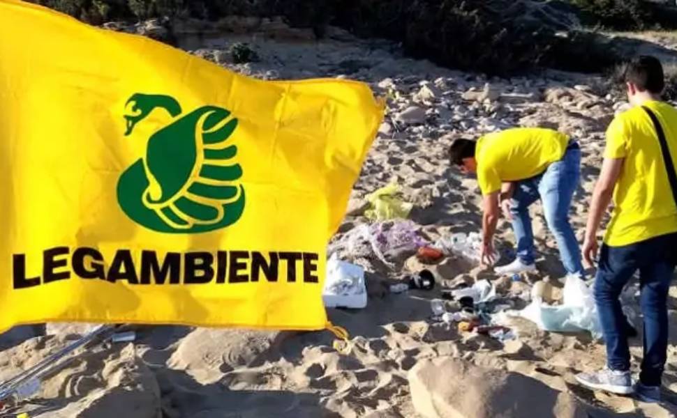 beach-litter legambiente