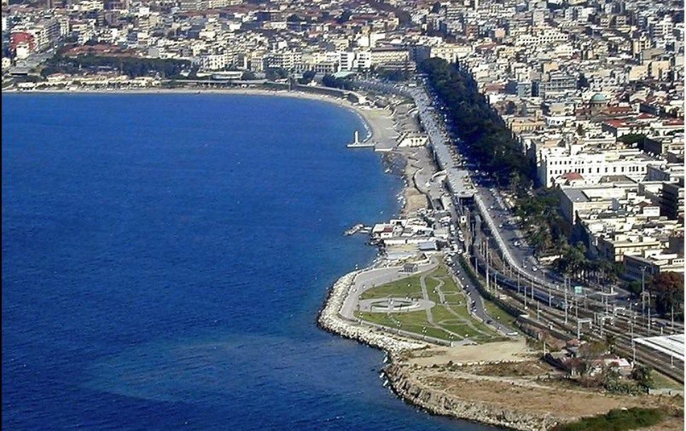 Al Nord più abitanti preoccupati per il clima, al Sud per i rifiuti. Lo rivela l'Istat 73 Case calabria