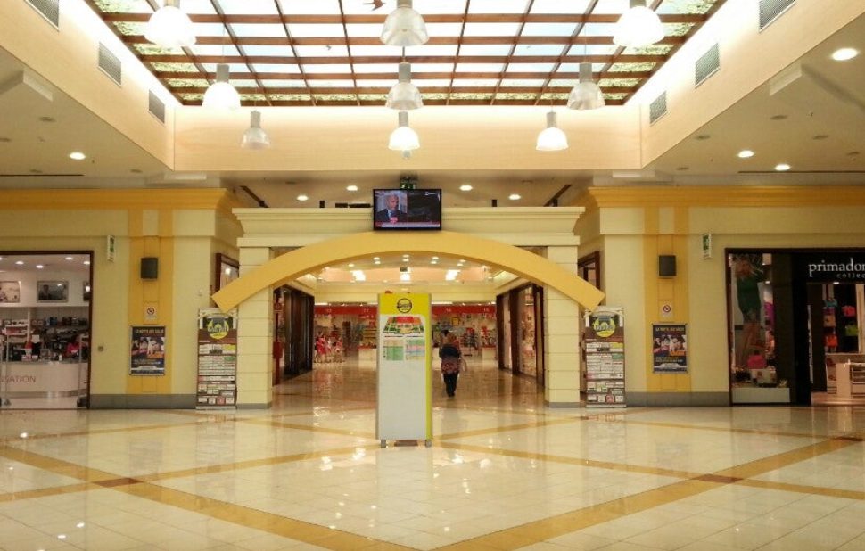 centro commerciale i portali 1