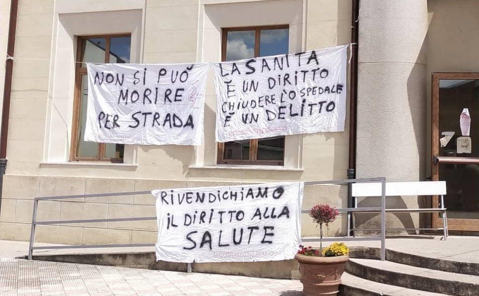 comitato 19 febbraio protesta ambulanza