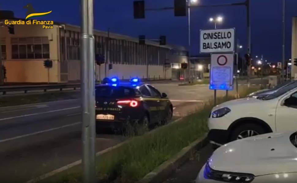 guardia di finanza pavia