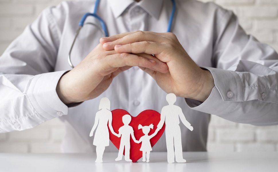 medico con stetoscopio