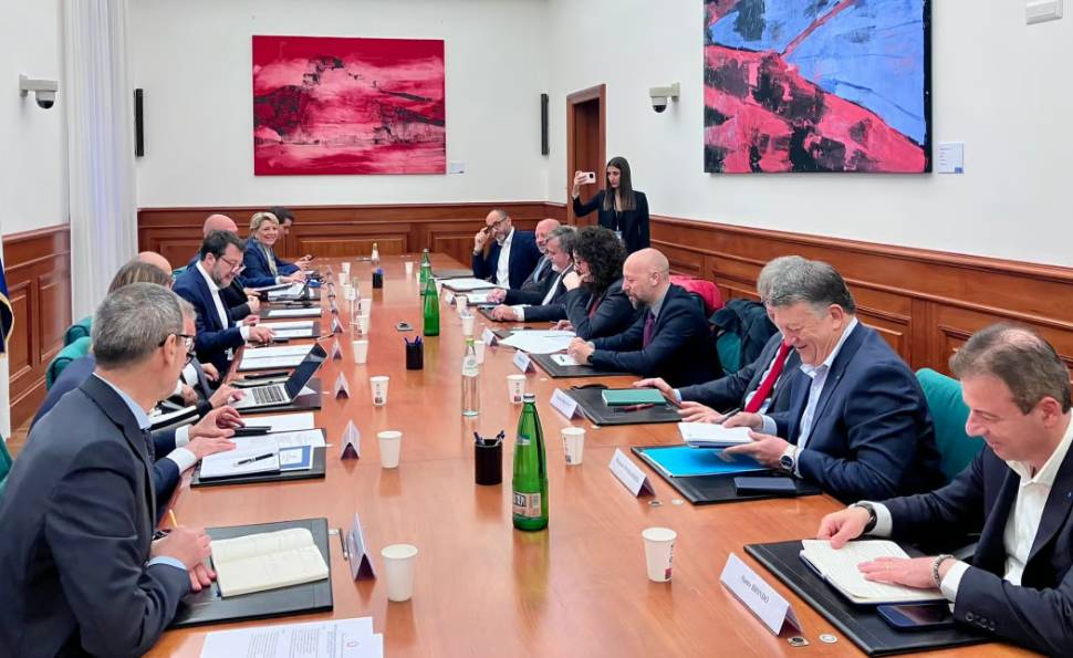 salvini incontro sindacati