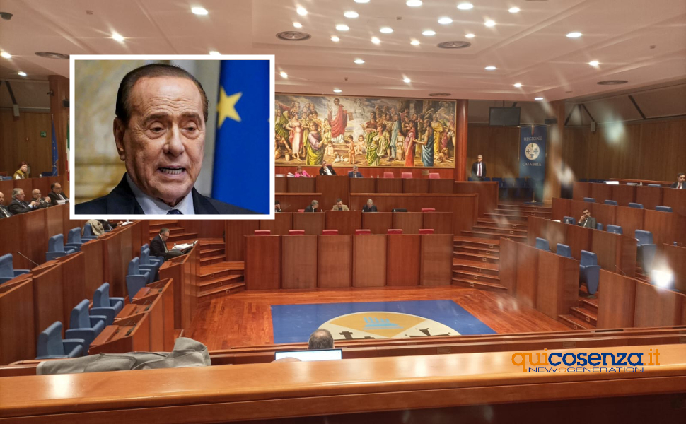 consiglio regionale_minuto silenzio per Berlusconi