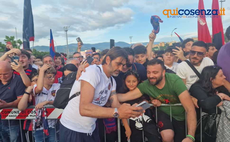 Festa al marulla dopo Brescia Cosenza 04