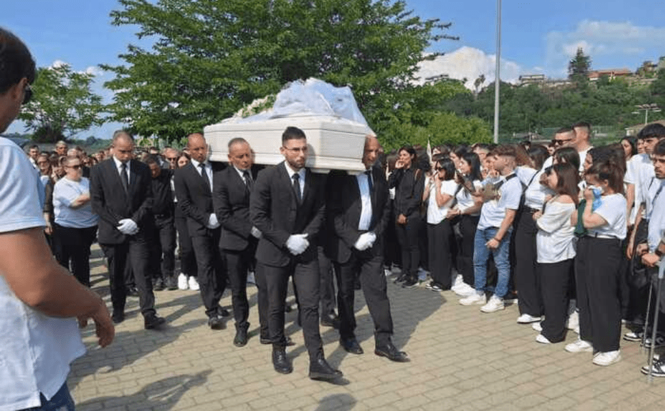 Progetto senza titolo 12